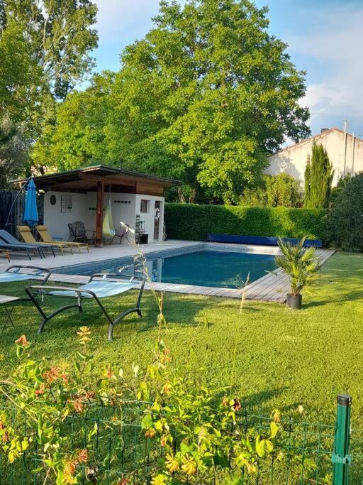 Montjoia Le Gite Bleu Le Thor Dış mekan fotoğraf
